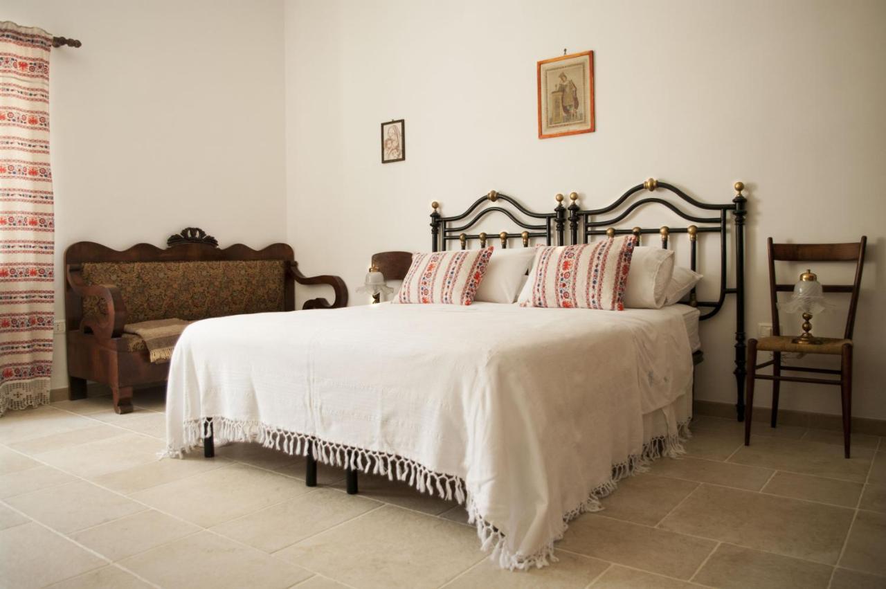 Il Trullo Bianco A Masseria Santalachicca Masseria Orimini Экстерьер фото